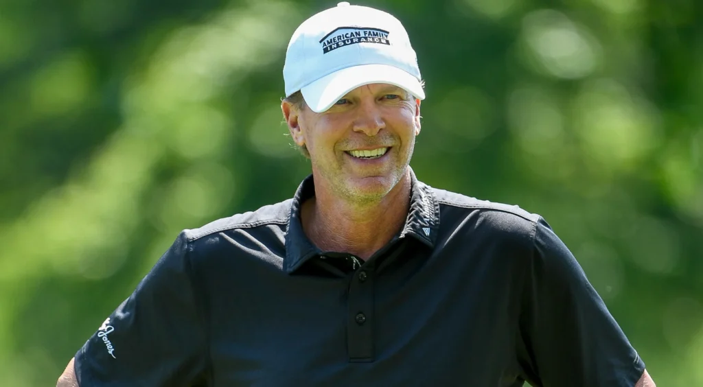 Steve Stricker has a spectacular return