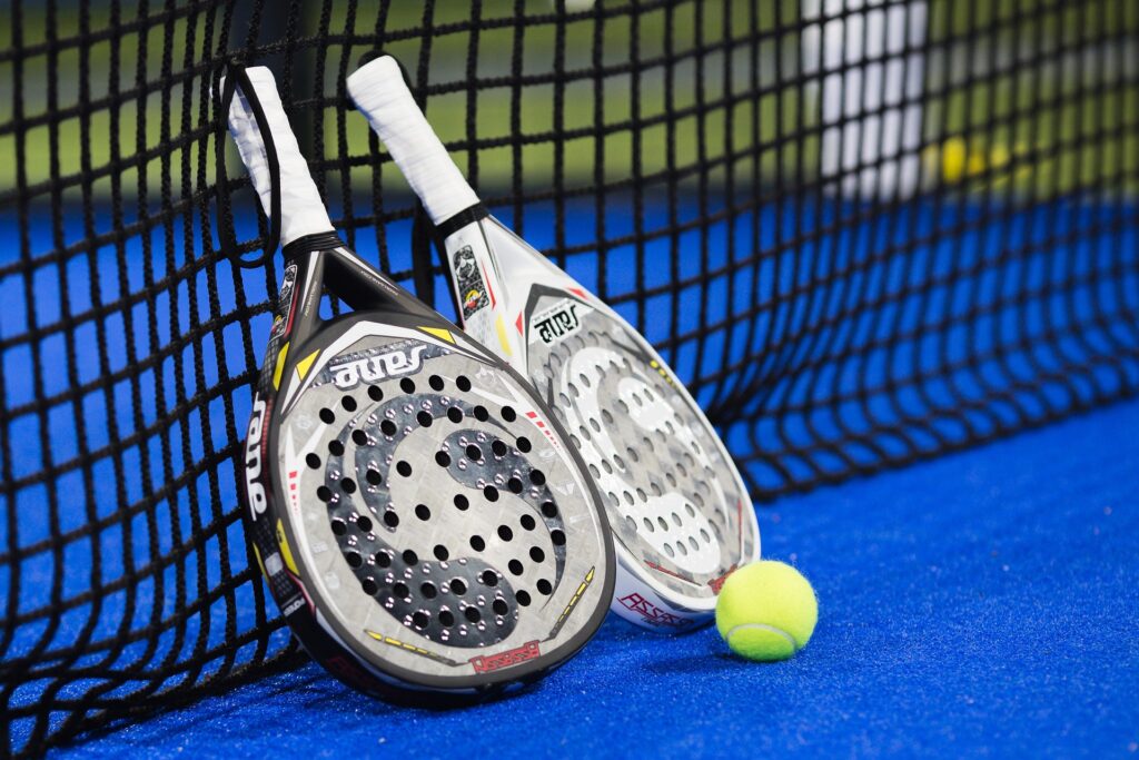 Top 5 Padel Rackets for All Players and Budget-Friendly Alternatives