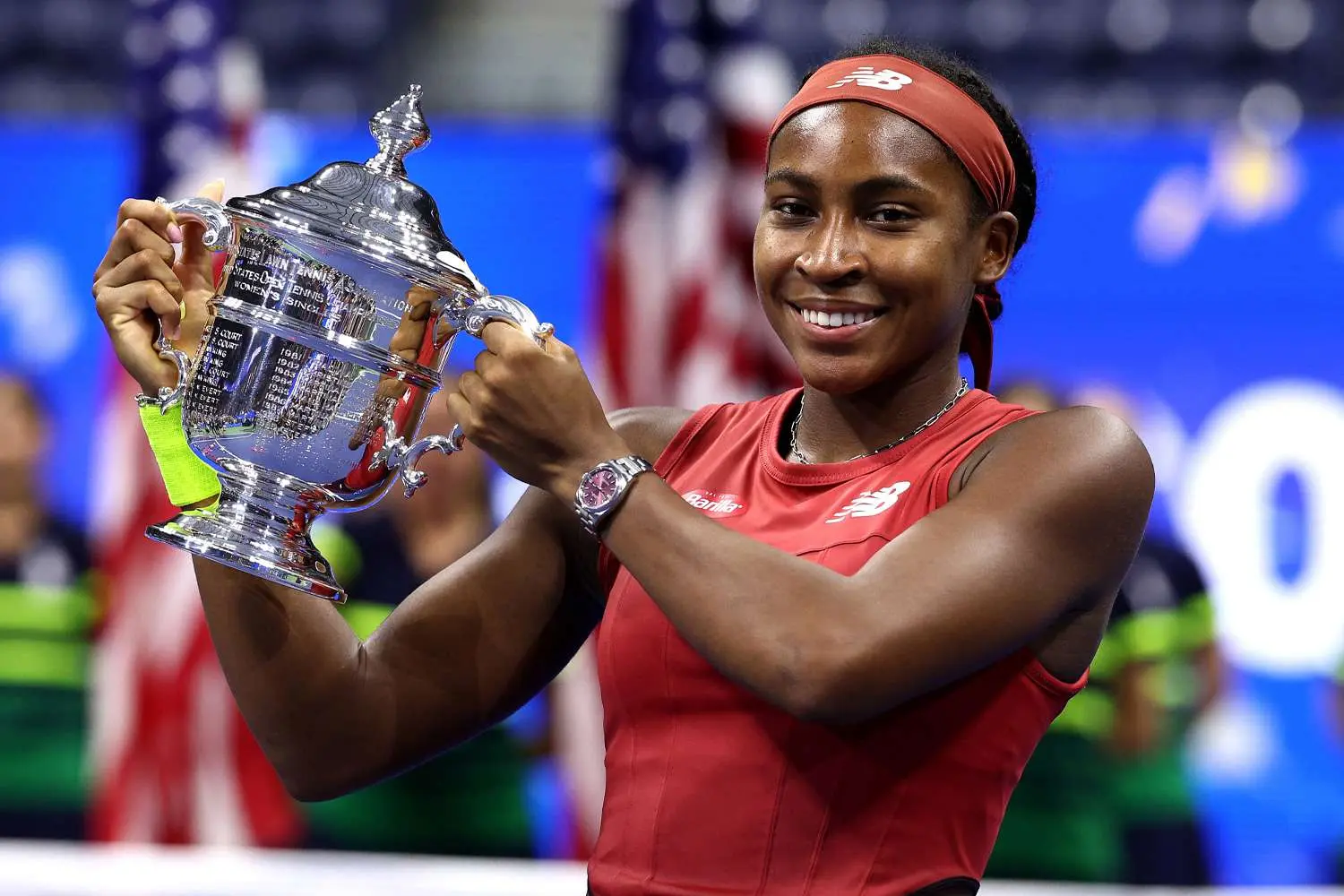 Coco Gauff with the 2023 US Open Trophy after winning against Aryna Sabalenka