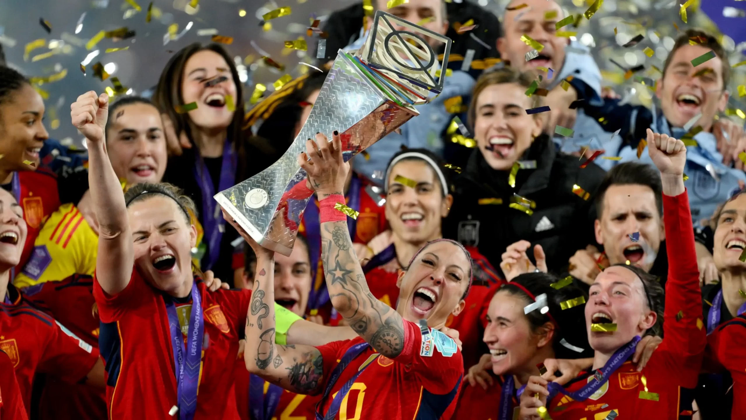 Spanish players celebrating UEFA Women's Nations League victory over France in the first edition of the competition