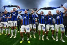 Inter Milan players celebrating their 2023-24 league title after winning the Milan derby against AC Milan